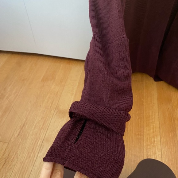 Lululemon Sit In Lotus Wrap II Maroon - Picture 3 of 6